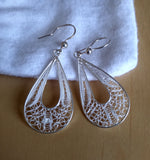 Schöne Ohrringe silber