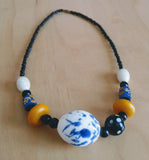 schöne Glasketten von Westafrika