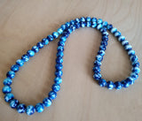 schöne Glasketten von Westafrika